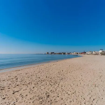 Апартаменты A Due Passi Dal Mare Primo Piano *